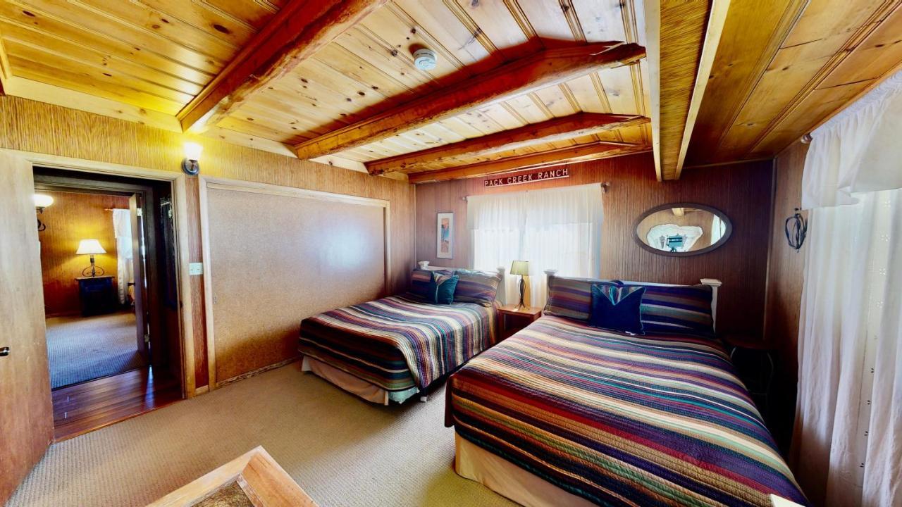 Pack Creek ~ Ranch House Villa Moab Exterior photo