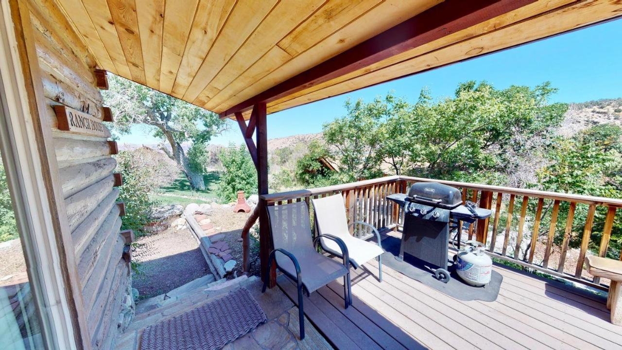 Pack Creek ~ Ranch House Villa Moab Exterior photo